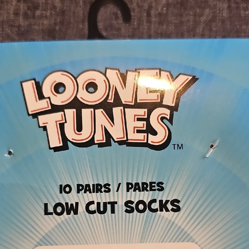 NWT 10 PAIRS Looney Tunes Low Cut Socks Tweety Bugs Taz Daffy Women Size 4-10